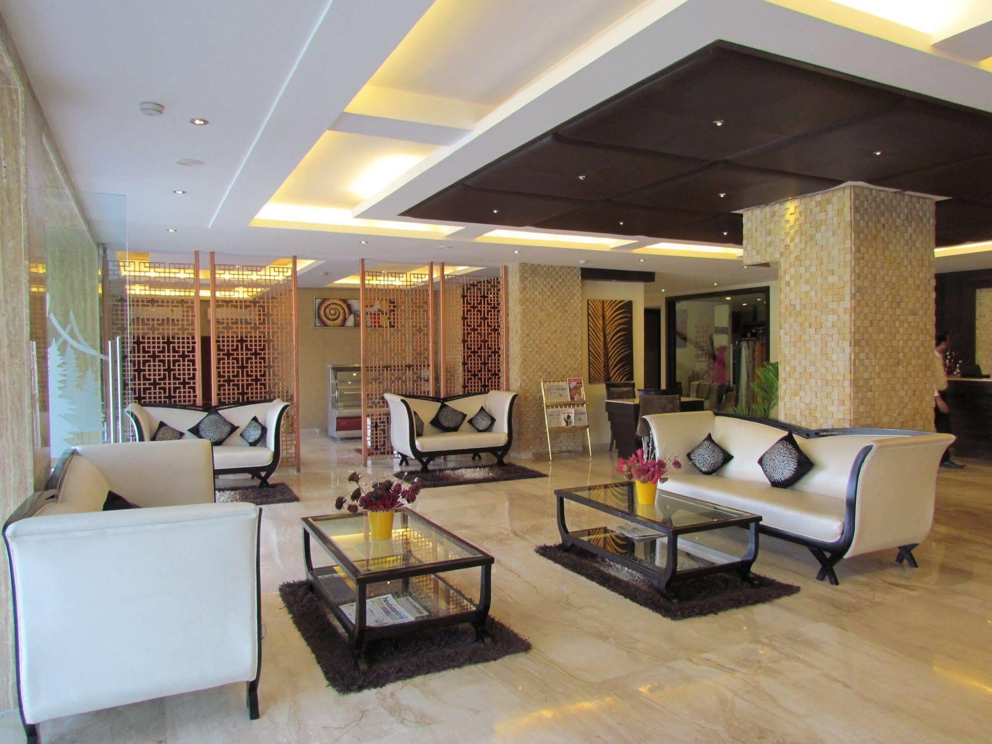Hotel Pine Spring Wazir Bagh Srīnagar 外观 照片