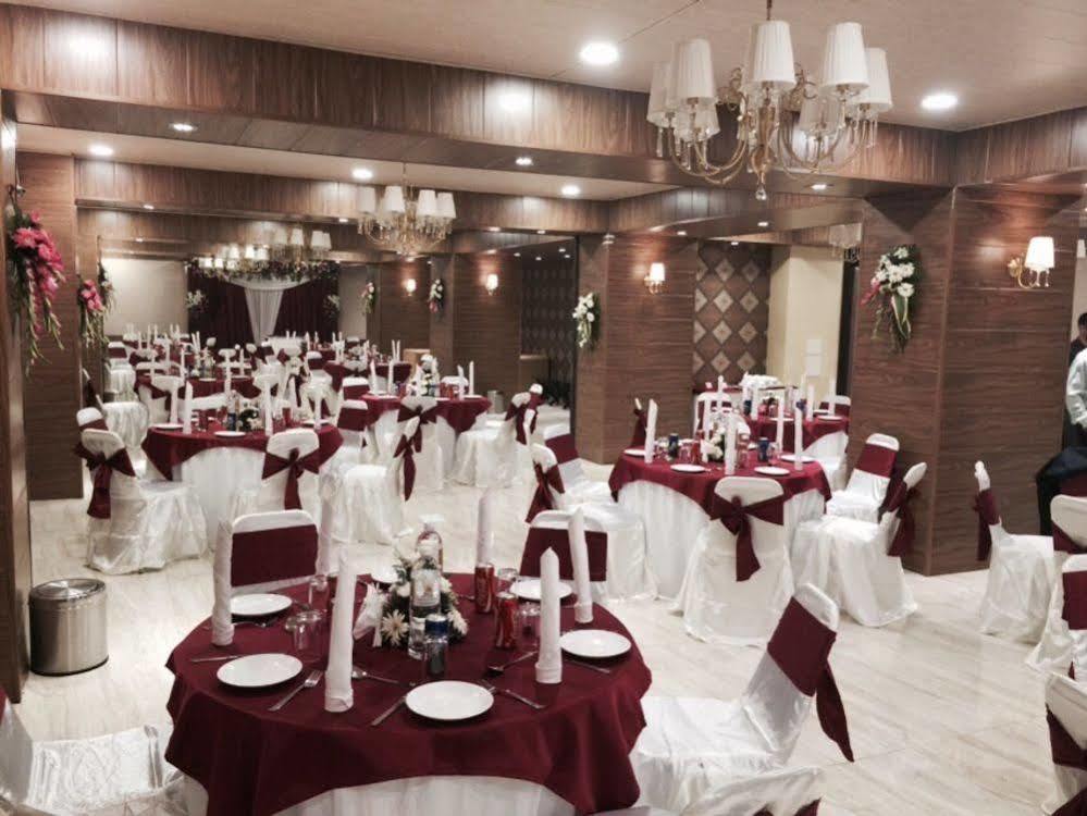 Hotel Pine Spring Wazir Bagh Srīnagar 外观 照片